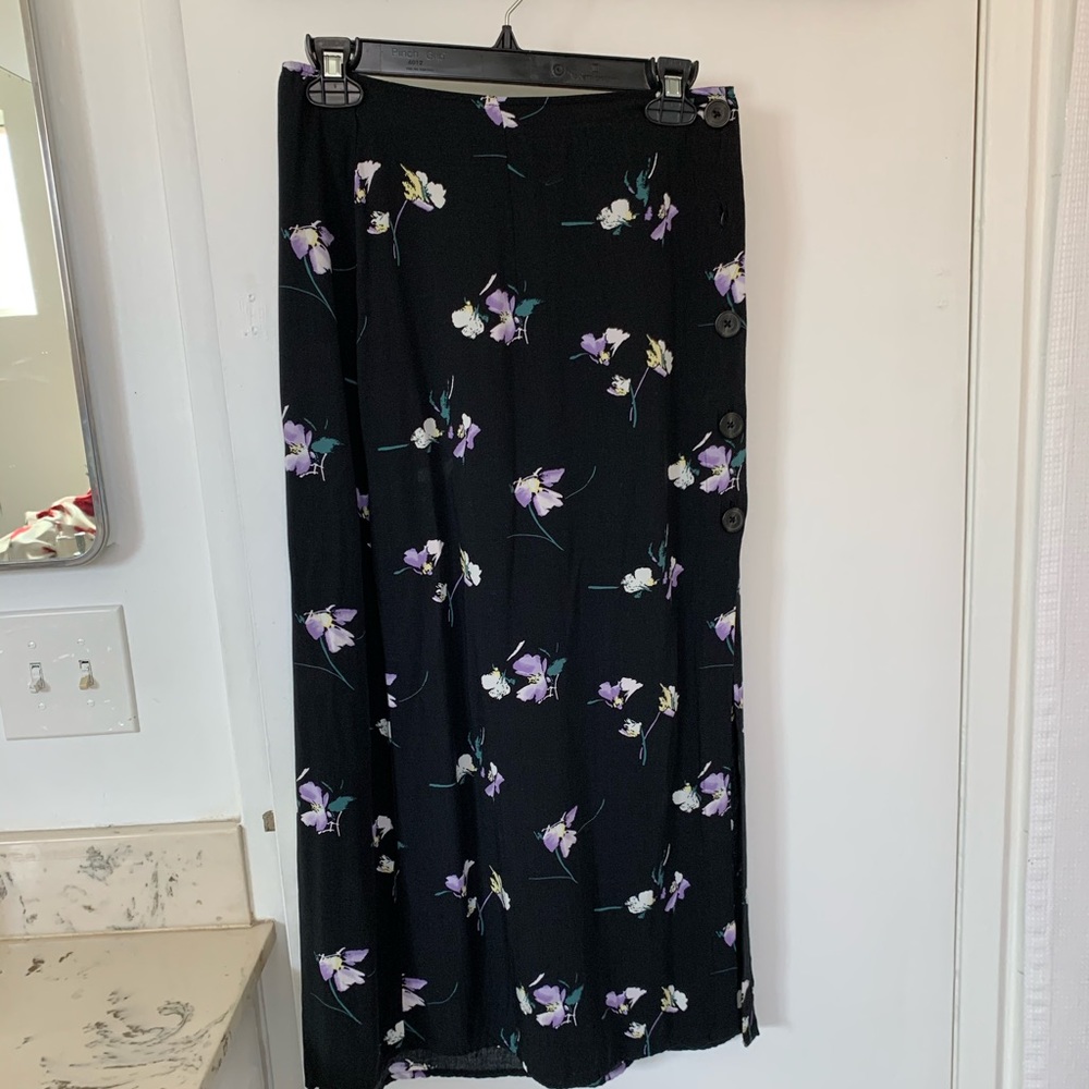 Abercrombie black floral print maxi skirt